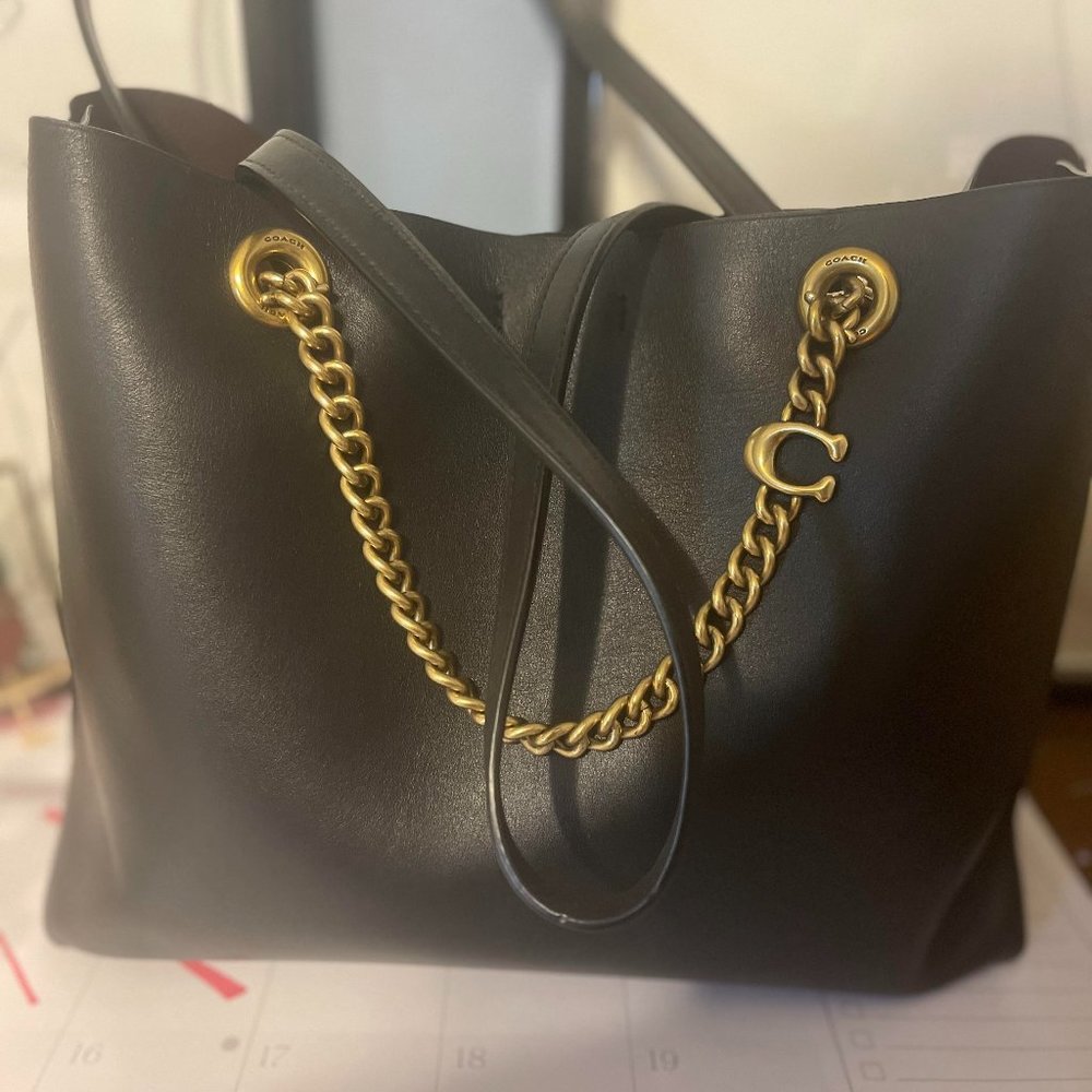 Signature Chain Convertible Tote